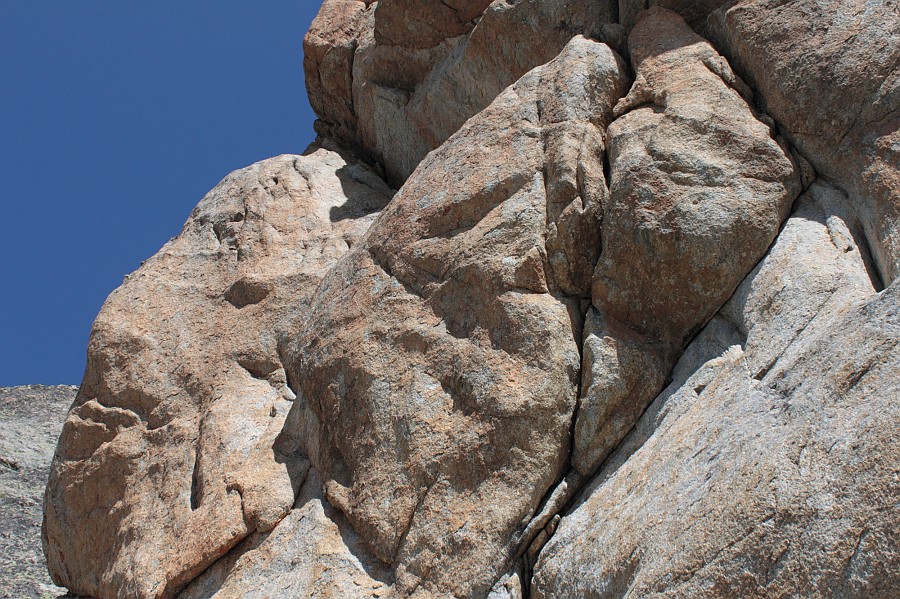 Dibona0068.JPG - Roccia di un colorre fantastico