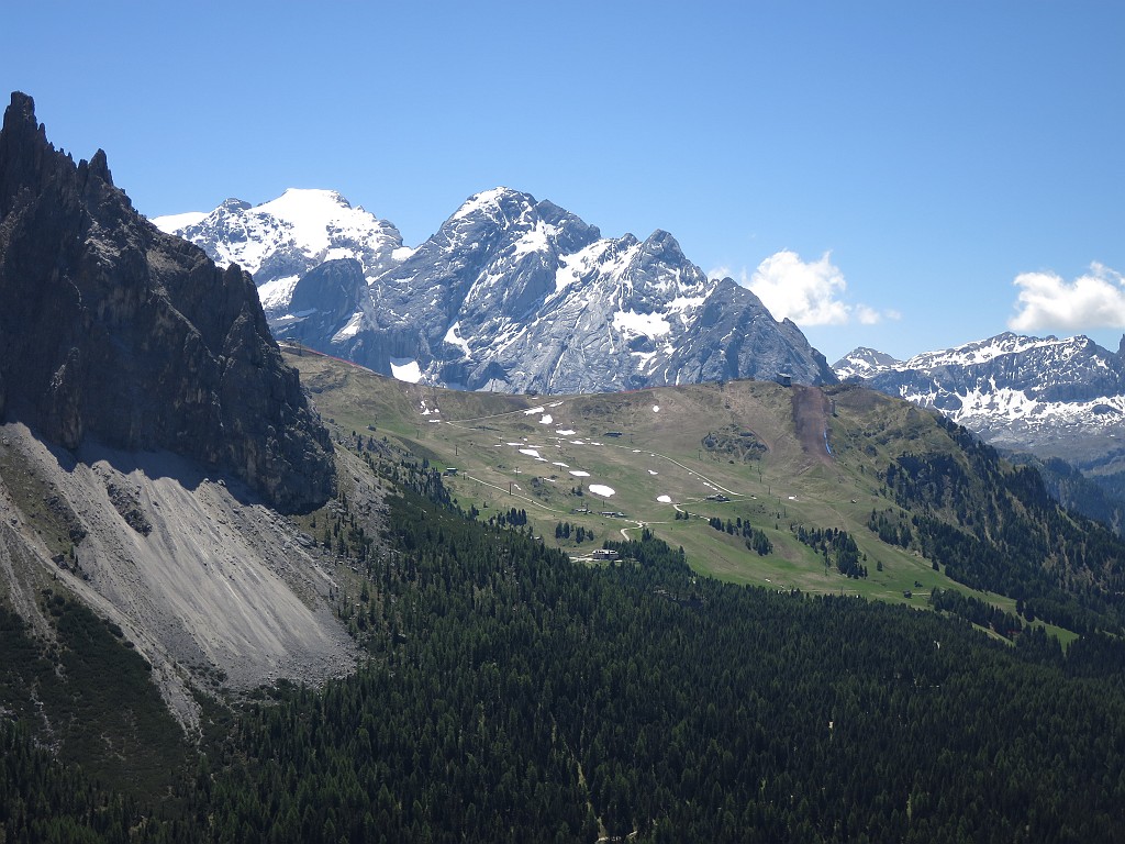 IMG_7365.JPG - La bella parete Nord della Marmolada
