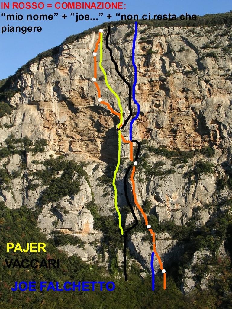 Relazione.jpg - L'attacco della via è in corrispondenza della Payer. L'attacco originale della vaccari è andato in disuso e è sporchissimo d'erba. Si consiglia di procurarsi una relazione con disegno d'assieme delle vie: visto che Vaccari, Payer, Calcagni si intersecano in mancanza di relazioni precise è facile sbagliare. La chiodatura è ravicinata e consente di azzerare i passi duri. Roccia buona e non unta su tutta la via.