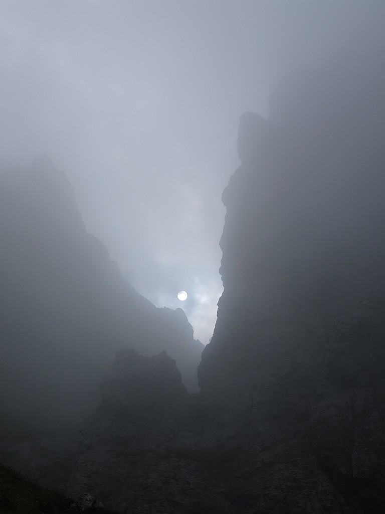 IMG_4832.JPG - Giochi di sole e nebbia