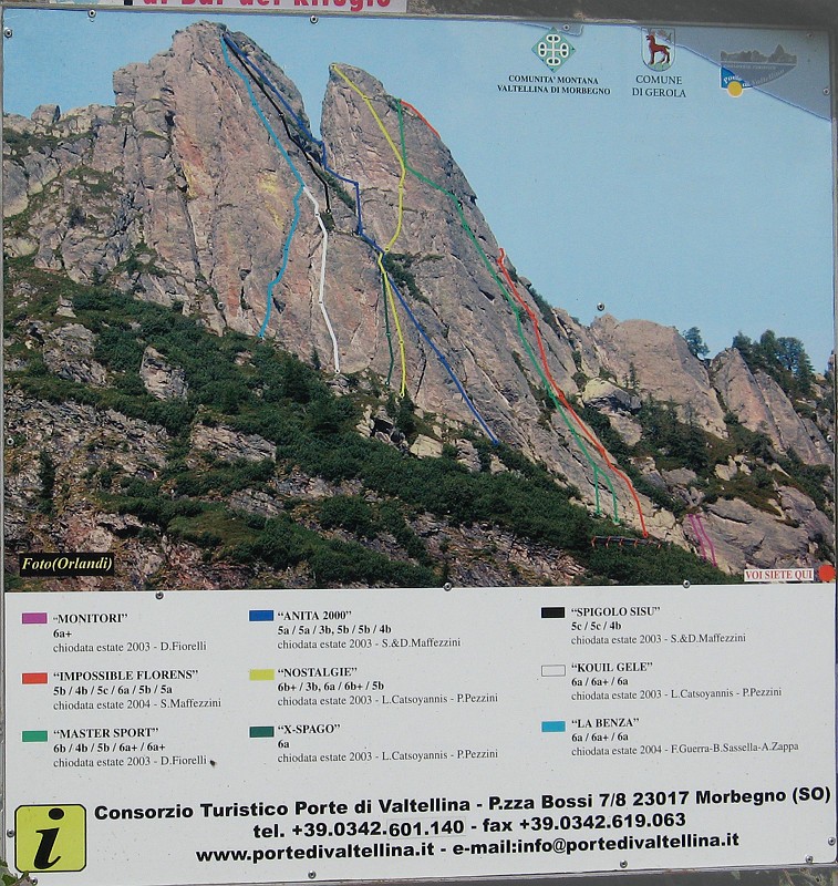 IMG_0079.JPG - I Denti della Vecchia in Val Gerola sono questa struttura di verrucano ( conglomerato ) su cui sono state aperte numerose vie con chiodatura ravvicinata a fittoni resinati. Per l'avvicinamento da Morbegno salire la Val Gerola fino a Pescegallo dove si prende la seggiovia. Dalla stazione di arrivo della seggiovia in 20 minuti si è all'attacco delle vie. Posto ottimo con tempo incerto. Le vie sono decisamente più facili del grado indicato, anche per la chiodatura ravvicinata.