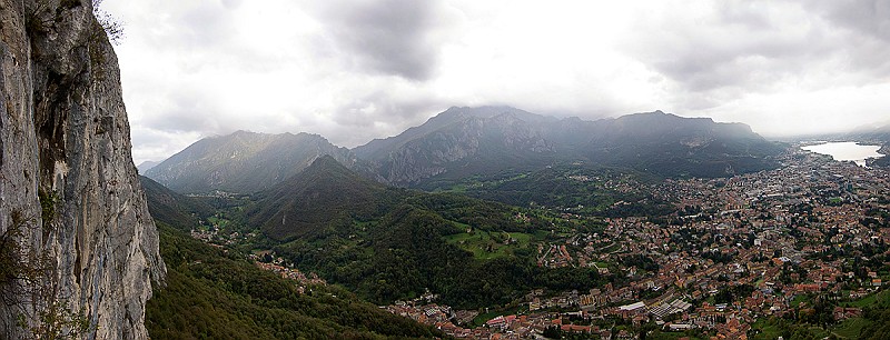 Panorama.jpg - Un'occhiata al panorama ... il meteo non incoraggia particolarmente