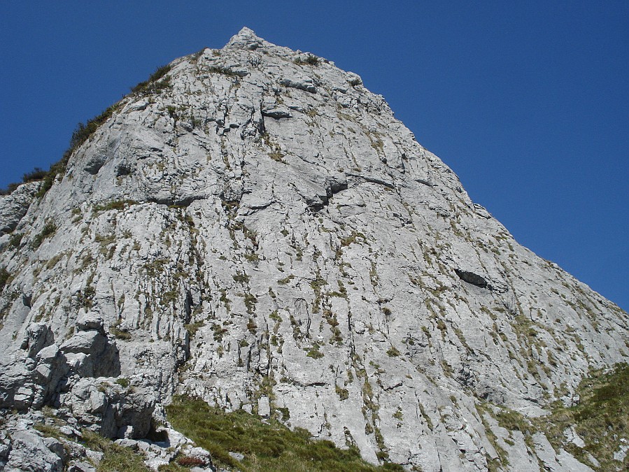 DSC07243.JPG - Un ultimo sguardo al pizzo prima del ritorno alla macchina